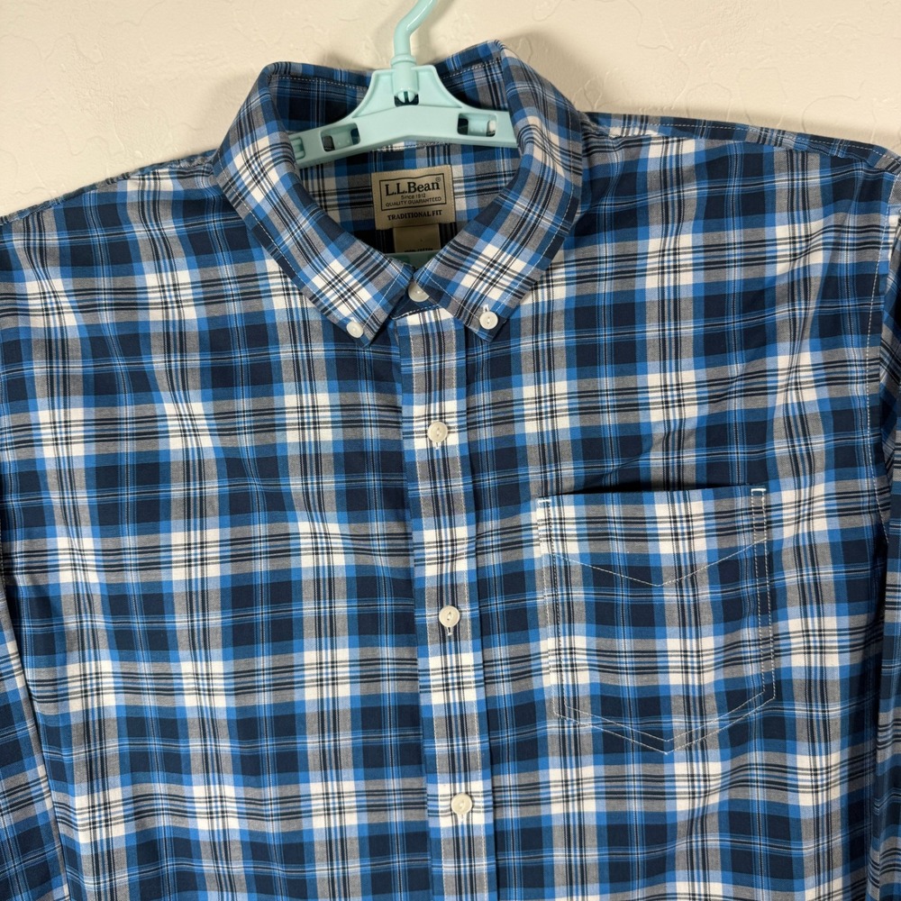 LL Bean Shirt Mens XL Blue Button Down Oxford Outdoor Long Sleeve Plaid Pocket